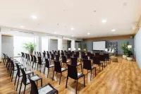 Reverence Mare Hotel - Adults Only - Bãi đậu xe