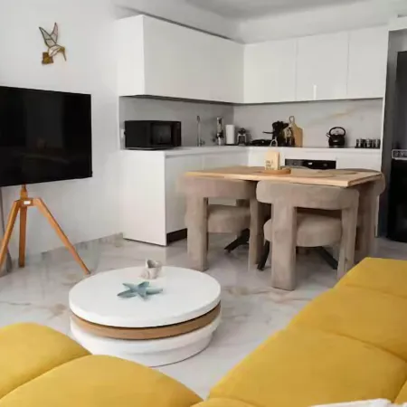 Luxe Athens Riviera Suite  near Beach