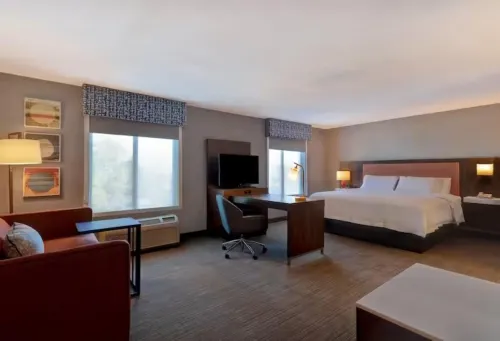 Hampton Inn & Suites Rohnert Park - Sonoma County - parking