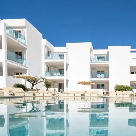 MarSenses Ferrera Blanca Hotel Family