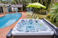 Sleeps 20 Heated Pool Pickleball Hot Tub Fire Pit - Badekar