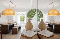 Piña Colada - Private Pools