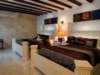 Ecotel Quinta Regia - Pools