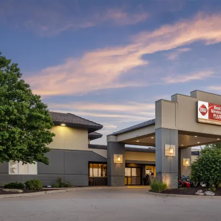 Best Western Plus Dubuque Hotel  Conference Center