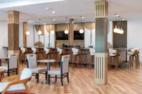 Cambria Hotel Plymouth - bar