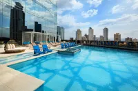 W Panama - Pools