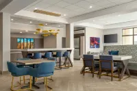 Hampton Inn by Hilton Napanee - 2 estrellas