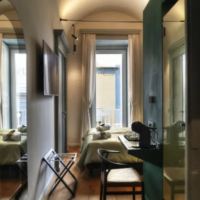 Via Chiaia 123 - Camera Oltremare Hotels near Teatro Sannazaro
