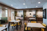Fairfield Inn & Suites Austin Georgetown - breakfast