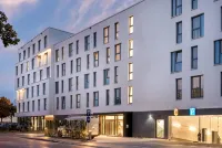 elaya hotel augsburg, trademark collection by Wyndham - Quầy Bar