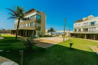 Apto em Resort com Acesso Praia do Coqueiro - Apartemen
