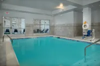 Homewood Suites Cincinnati Midtown - piscina