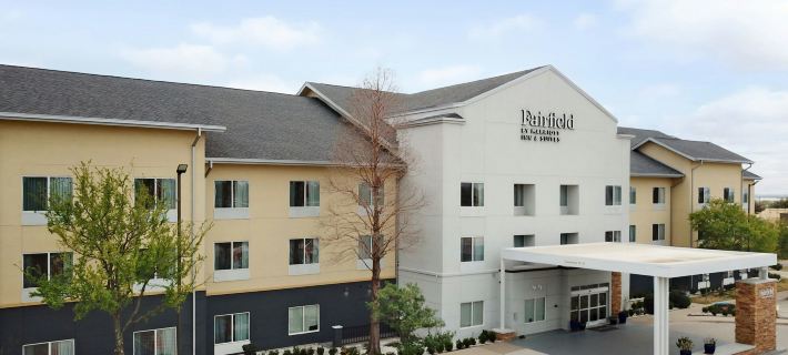 Fairfield Inn & Suites Denton Hotels in Denton