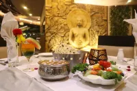 Ana Clarks Inn Panchkula - breakfast