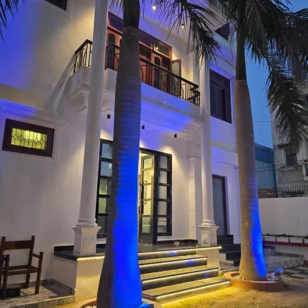 HOTEL AYUSHMAN