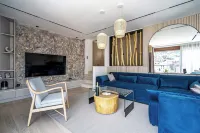 Blanche Cliff Apartments - Sea View