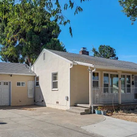 Cozy Stockton Home Close to UOP & Miracle Mile