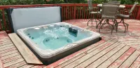 5 Bedrooms, Mountain Views, Steps from Blue Mountain Village, Hot Tub, BBQ - Chalets