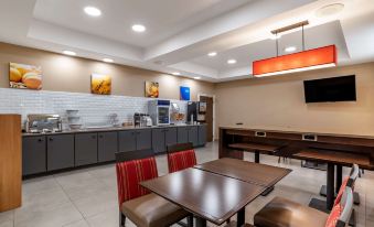 Comfort Inn & Suites Millbrook-Prattville