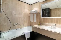 Hilton London Olympia Hotels in London