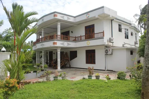 Privet Villa Lion Place in Waligama Has 10 Beds Rooms with One Family Rooms