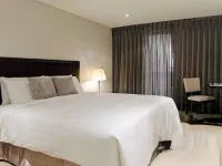 Talmud Hotel Kaohsiung LoveRiver فنادق في 