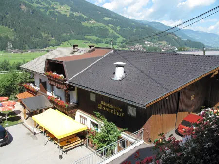 Klammlhof Отели рядом с достопримечательностью «Regionalmuseum Zillertal»
