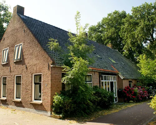 Onder de Eiken Hotels in Diever