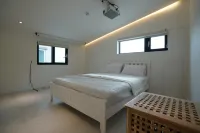 Andong the Stunning Pool Villa فنادق في أندونغ-سي