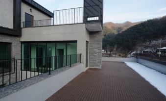 Gapyeong Heterotopia Pension (BBQ)