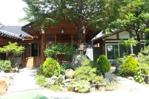 Hamyang Stone House Pension Hotels in Hamyang