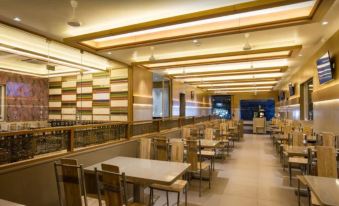 Hotel Abis Grand - Housity