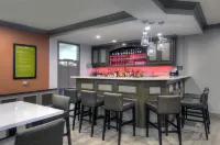Hilton Garden Inn Livermore - Baarit