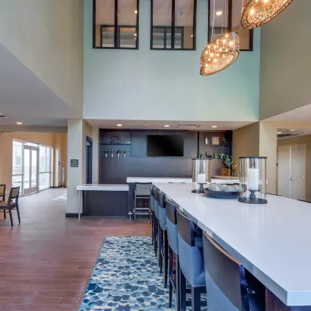 Hampton Inn & Suites Los Angeles - Glendale