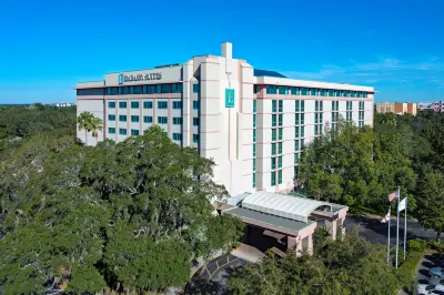 Embassy Suites by Hilton Tampa USF Near Busch Gardens Hotel in zona Center for Urban Transportation Research