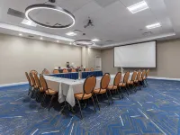 Holiday Inn & Suites JEFFERSON CITY by IHG Hotels in Cole County