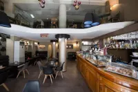 Minoa Athens Hotel - parking