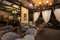 New England Motor Lodge - parking