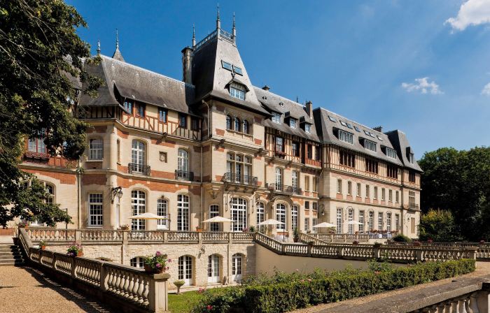Château Jeanne & The Forest