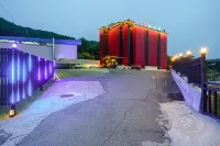 Anseong Show Hotels near 럭셔리 안성 M 글램핑카라반