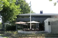 Bastion Hotel Leiden Voorschoten - parking