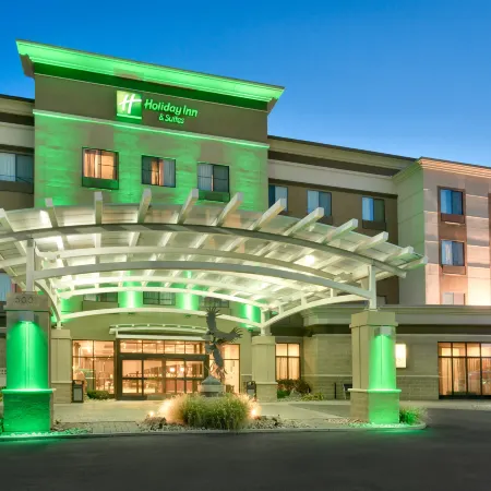 Holiday Inn & Suites SALT LAKE CITY-AIRPORT WEST by IHG Отели рядом с Аэропорт Солт-Лейк-Сити