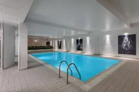 Radisson Blu Hotel London Stansted Airport - Yüzme Havuzu