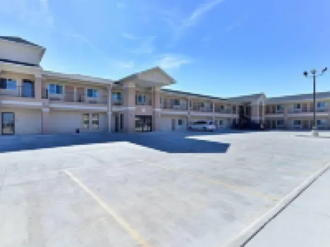 Western Inn & Suites Hotels in Dimmit County
