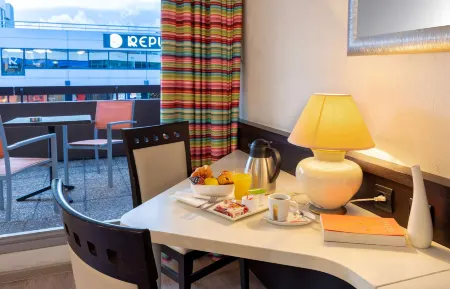 The Originals City, Hôtel Galaxie, Nice Aéroport