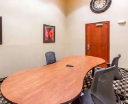 Quality Inn & Suites Greenville I-65 Hotels in Greenville