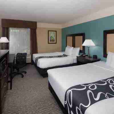 La Quinta Inn & Suites by Wyndham Savannah Airport - Pooler Rooms