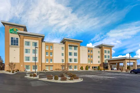 La Quinta Inn & Suites by Wyndham Paducah Отели в г. Джефферсон Пресинкт