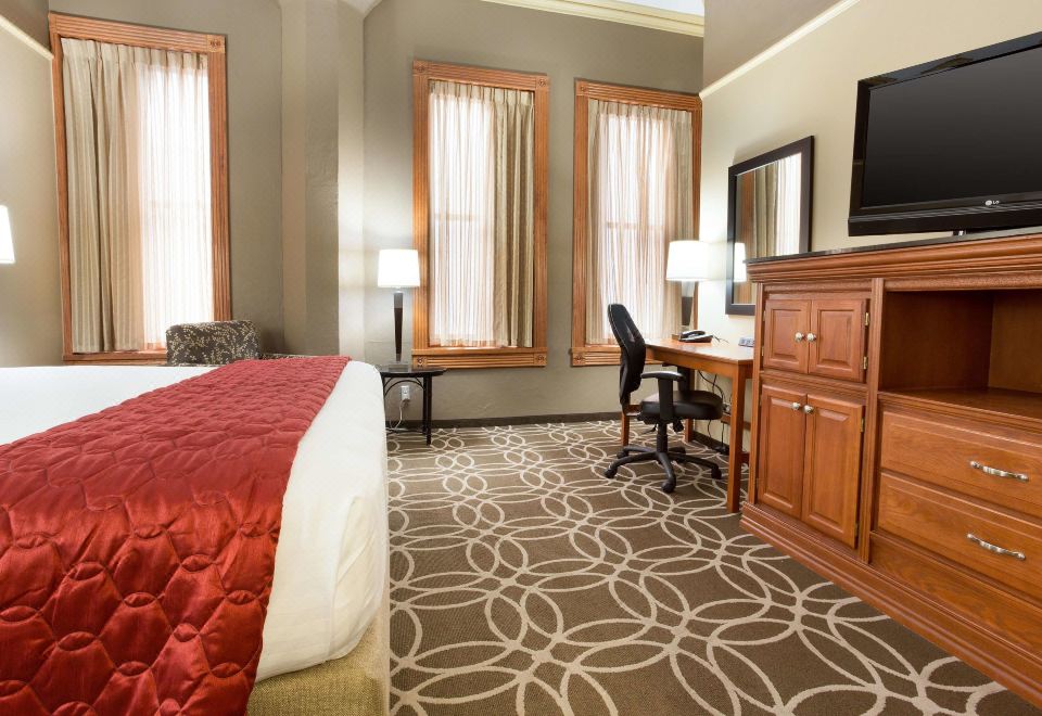 Drury Inn & Suites San Antonio RiverwalkOver view