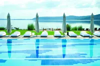 Richmond Nua Wellness -Spa - Pools